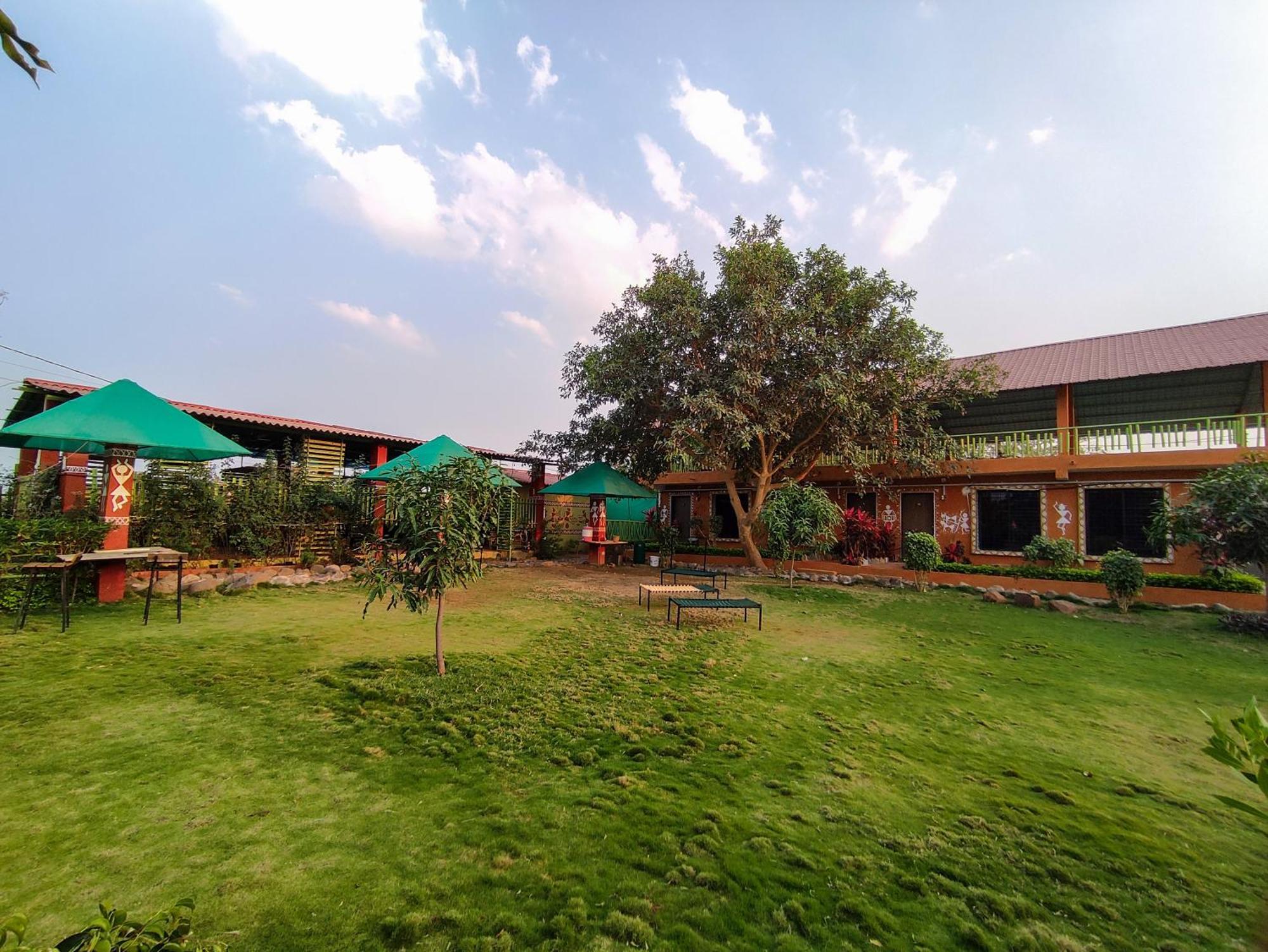 Van Vagdo Resort Rajpipla المظهر الخارجي الصورة
