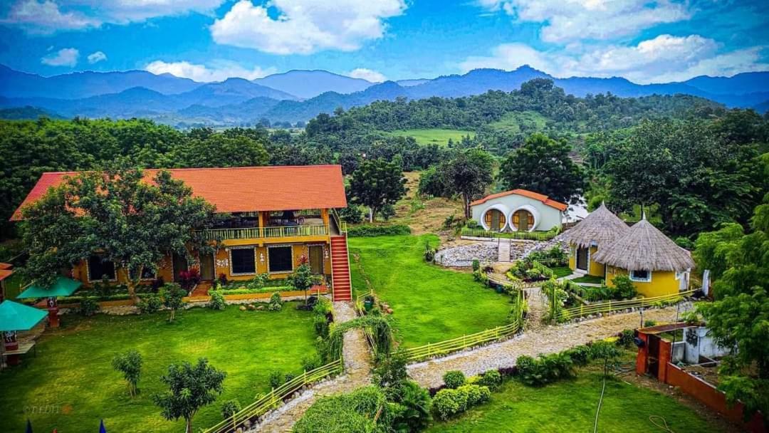 Van Vagdo Resort Rajpipla المظهر الخارجي الصورة